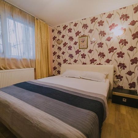 Hostel Denisa Bodzavásár Kültér fotó