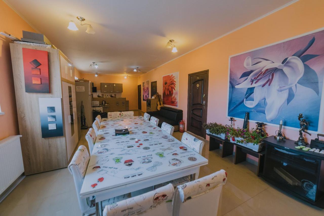 Hostel Denisa Bodzavásár Kültér fotó