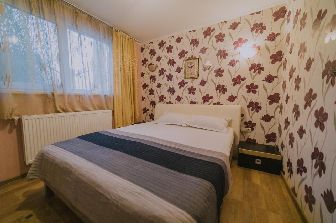 Hostel Denisa Bodzavásár Kültér fotó