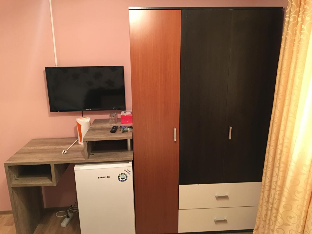 Hostel Denisa Bodzavásár Kültér fotó