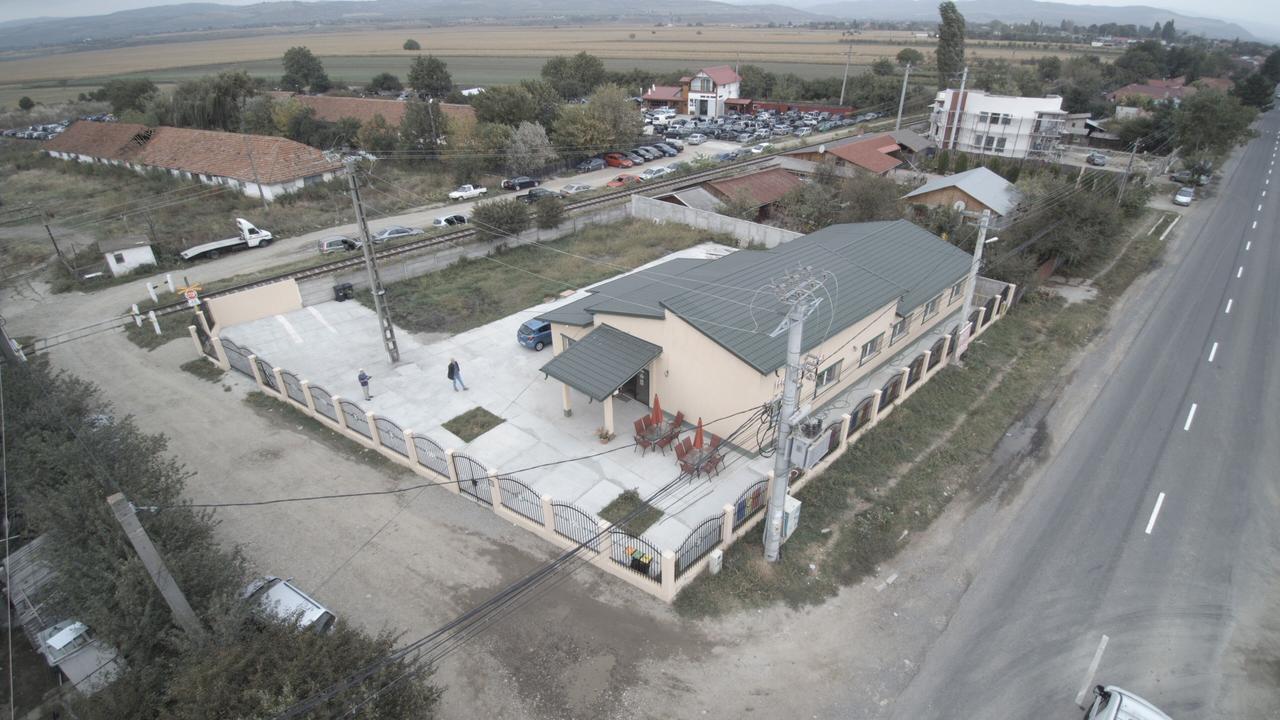 Hostel Denisa Bodzavásár Kültér fotó