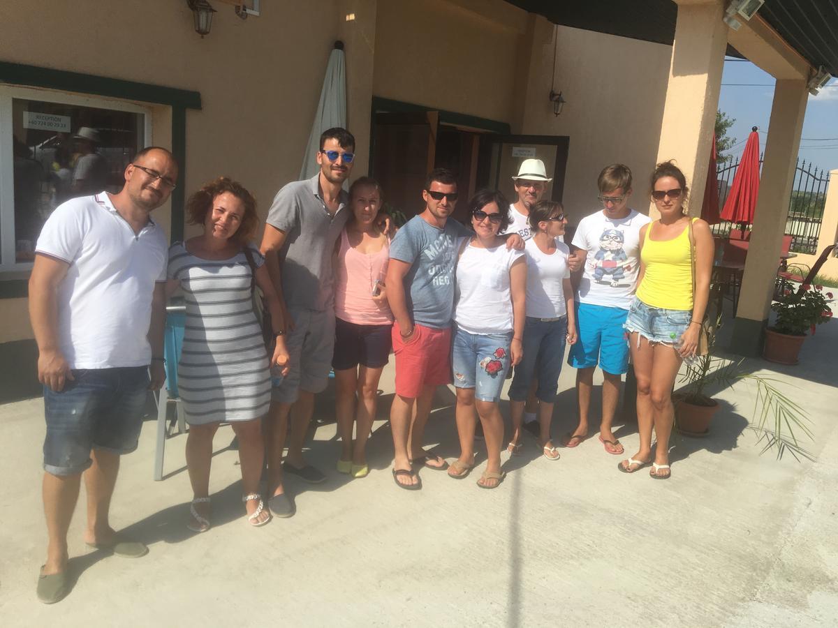 Hostel Denisa Bodzavásár Kültér fotó